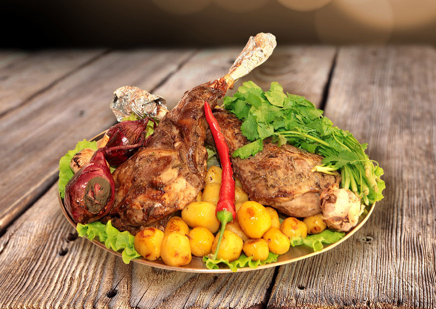 Lamb shoulder (for 5 people)